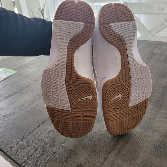 NIKE HYPERDUNK LUX 2016 Size 8 White - Picture 4 of 9